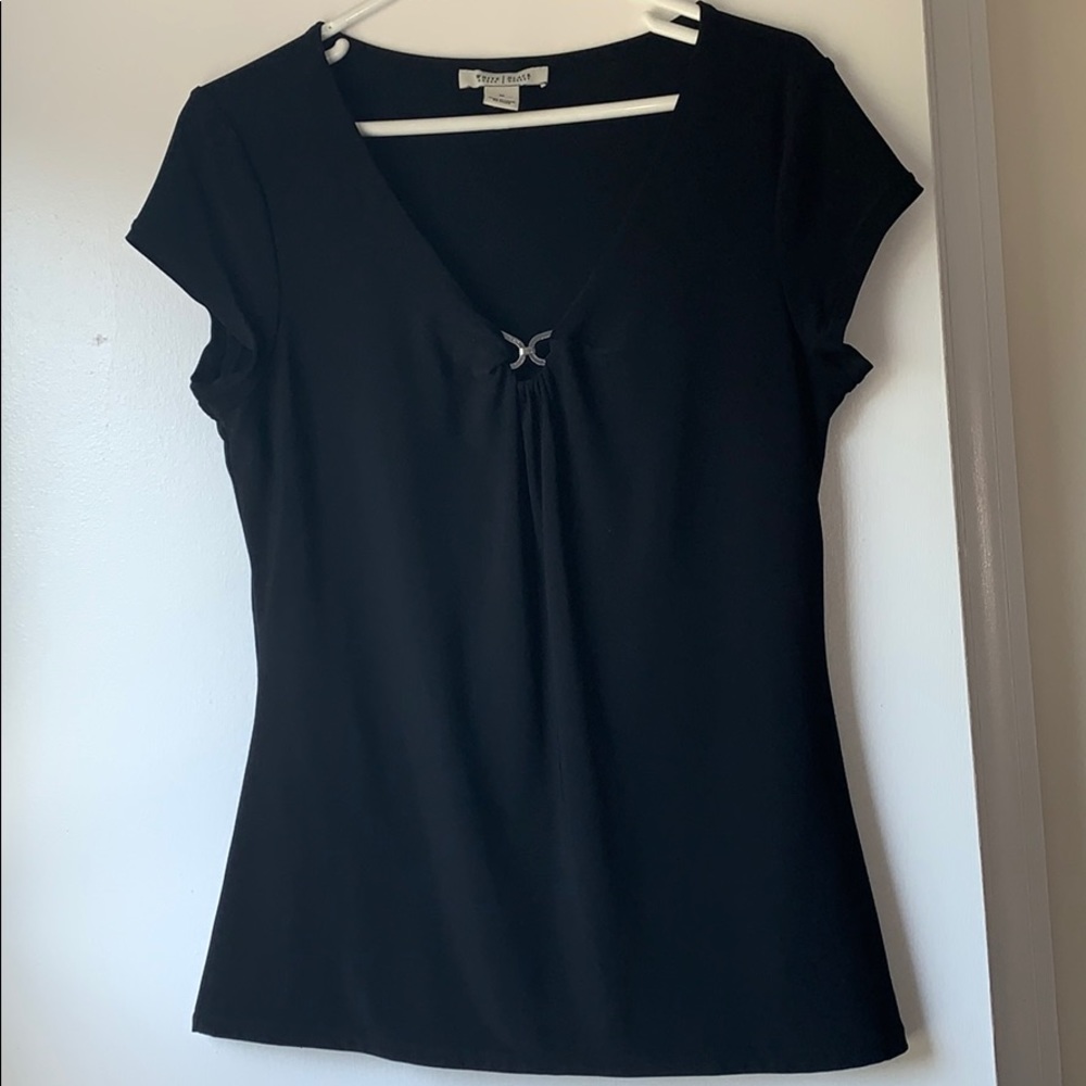 White House Black Market elevated tshirt in Sz M